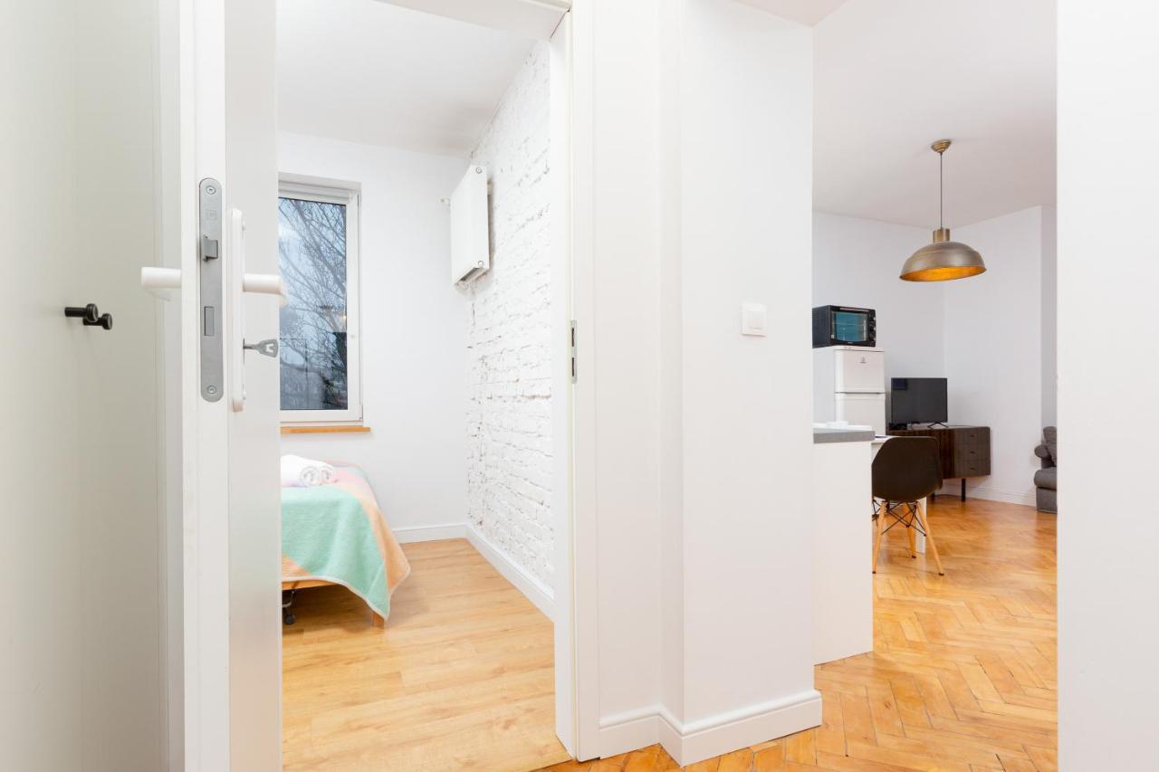 Mokotow Apartment Metro Raclawicka By Renters Варшава Екстер'єр фото